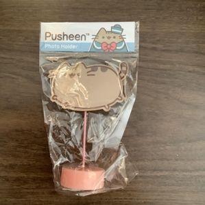 Pusheen Photo Holder
